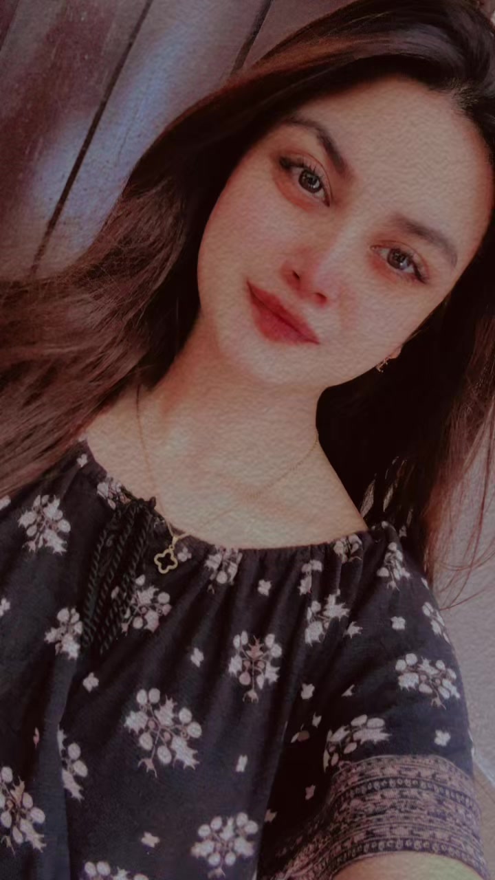 @Emaan🕊️✨