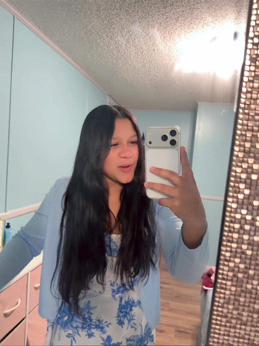 @Lili