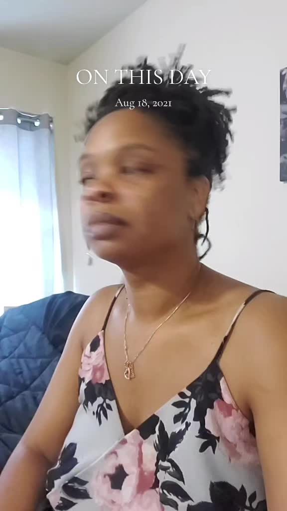 @TeeTeeReacts|Commissions open