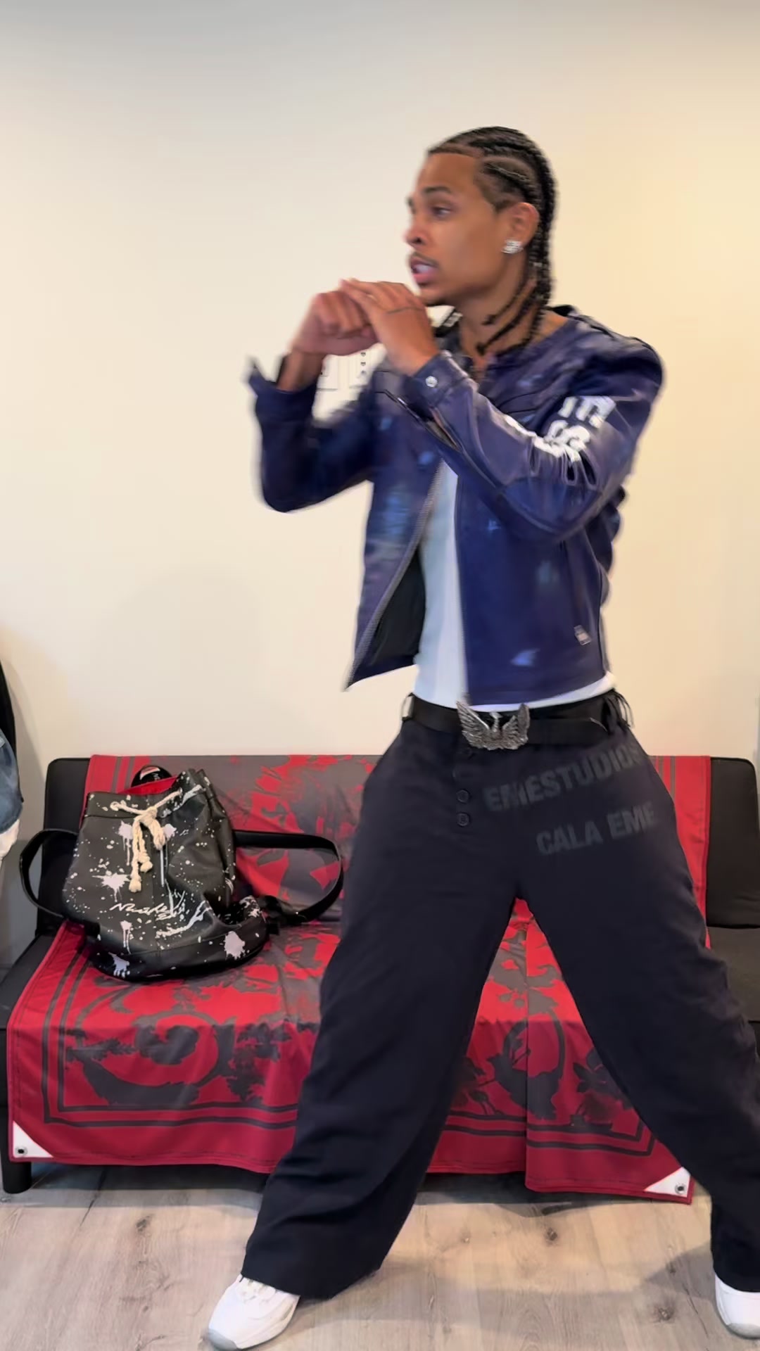 @Prettyboiballo