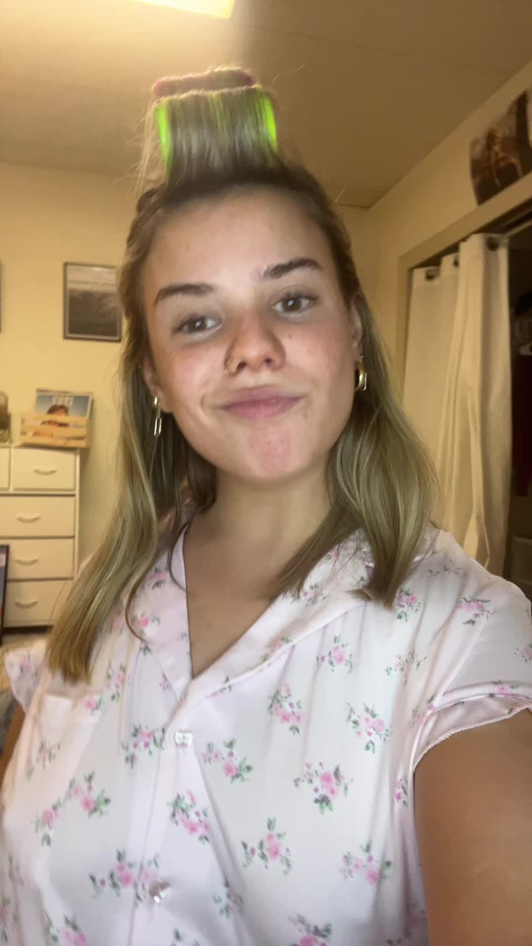 @mel✨🌈