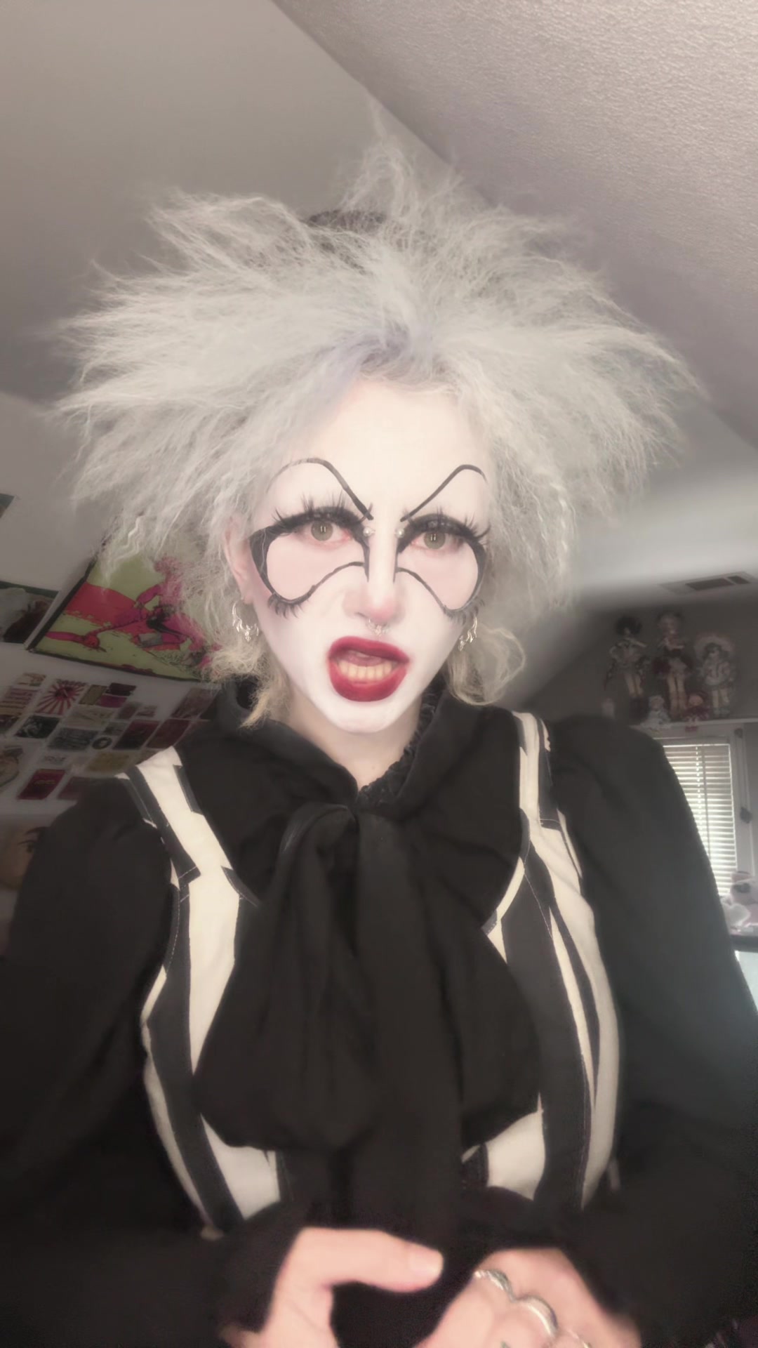 @dollygoth666