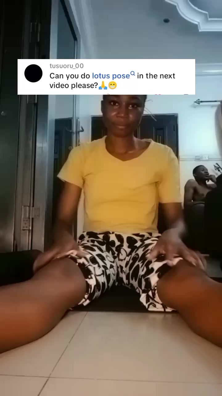 @Flexible goddess runway