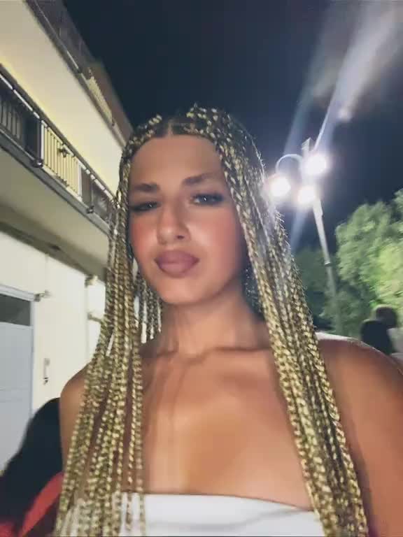 @_angela_laudato_