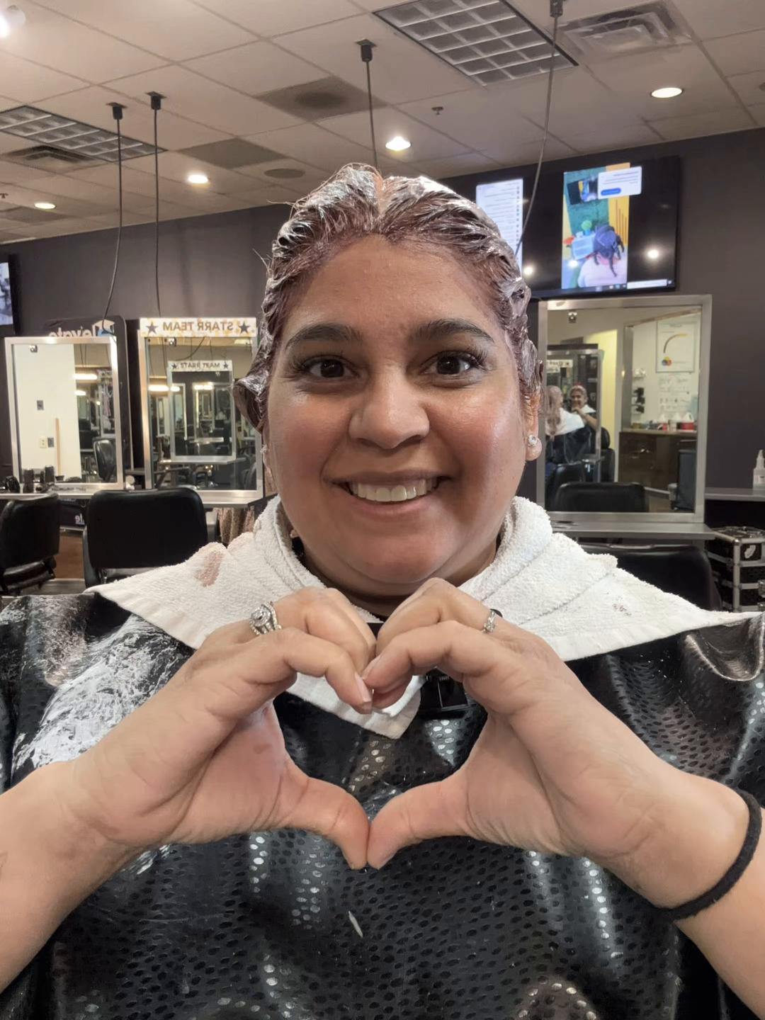 @Delilah&bull;Cosmetology&bull;SAHM