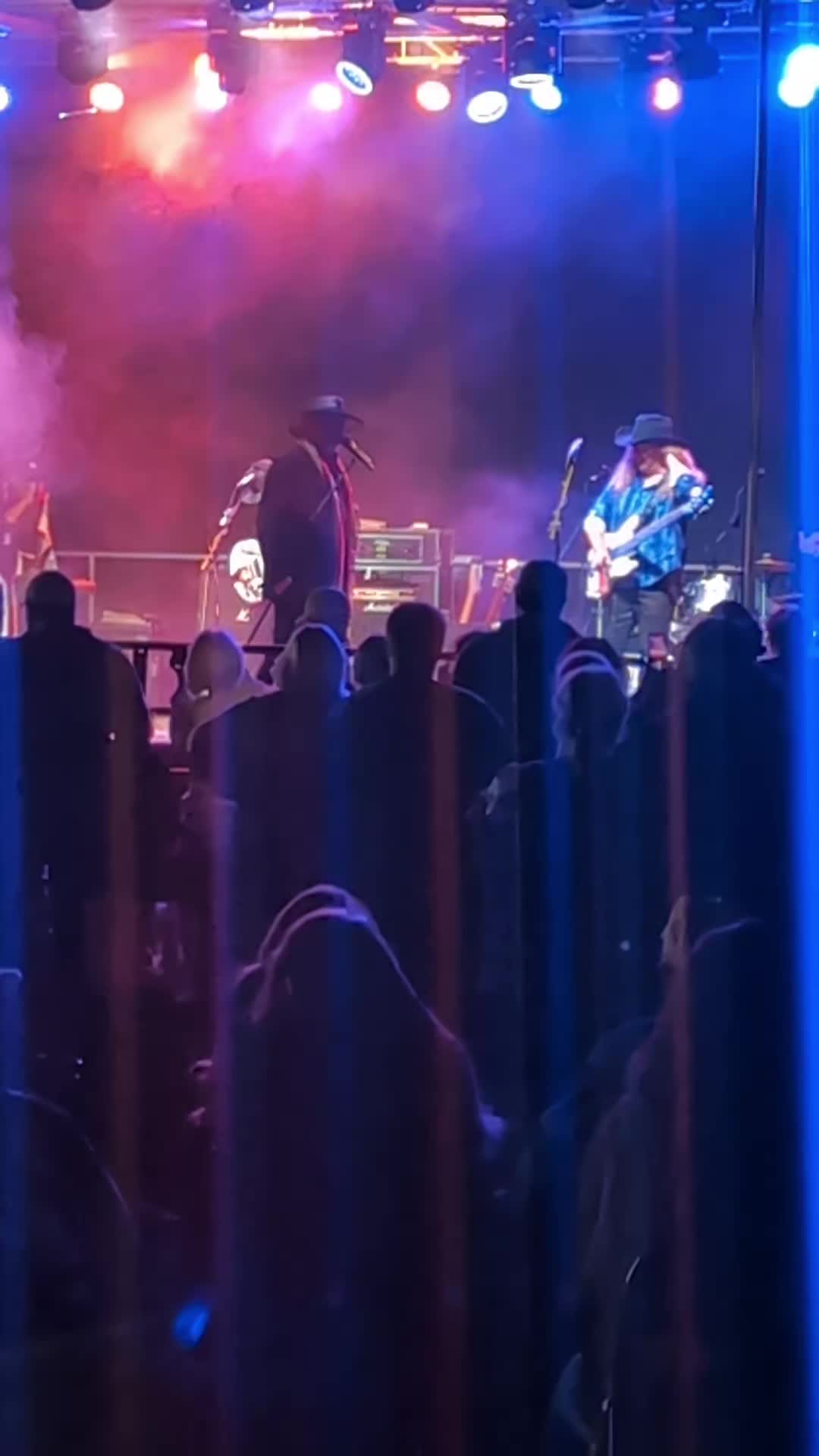@Racking Cowgirl