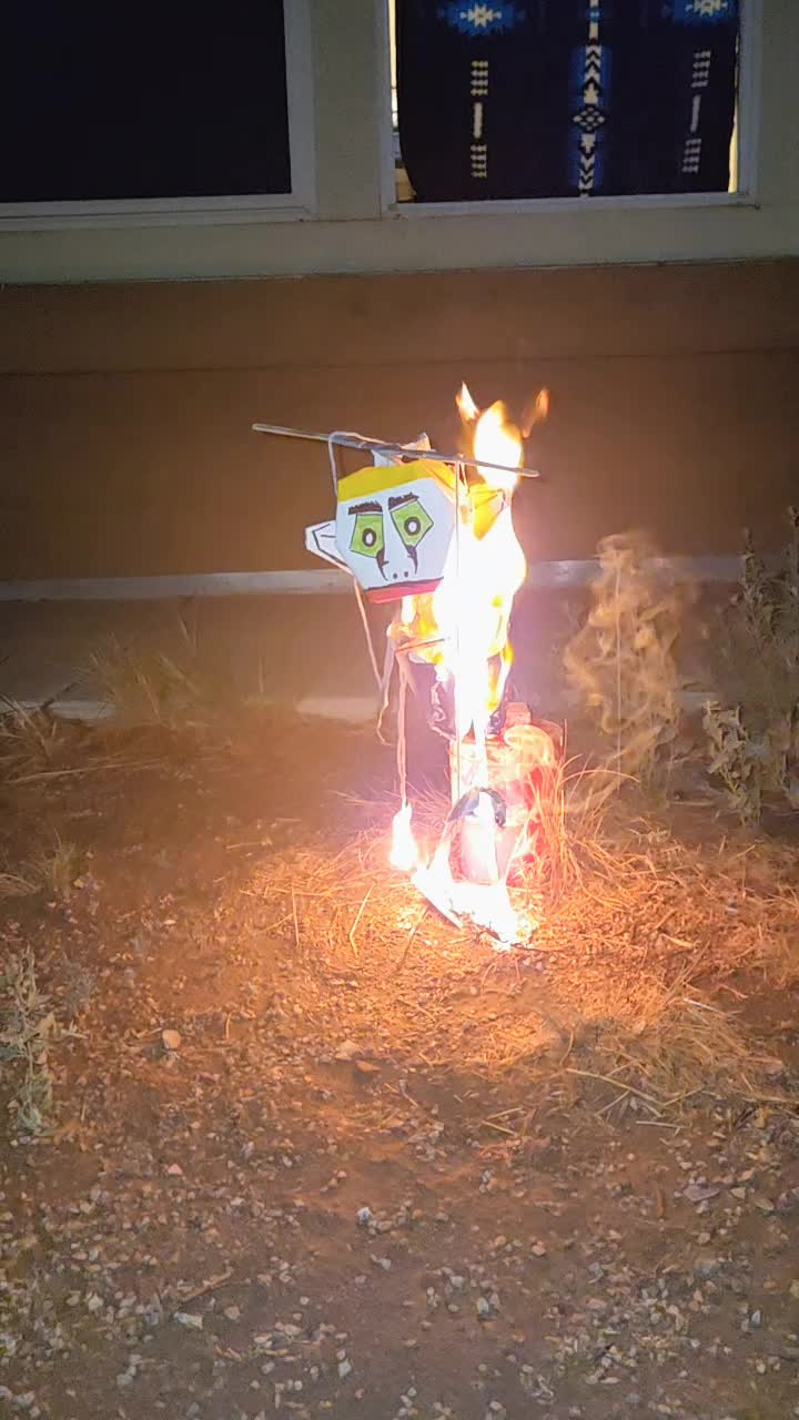 @zozobra2025