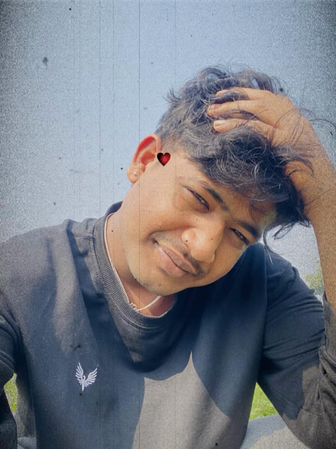 @Aakash🥷🏽