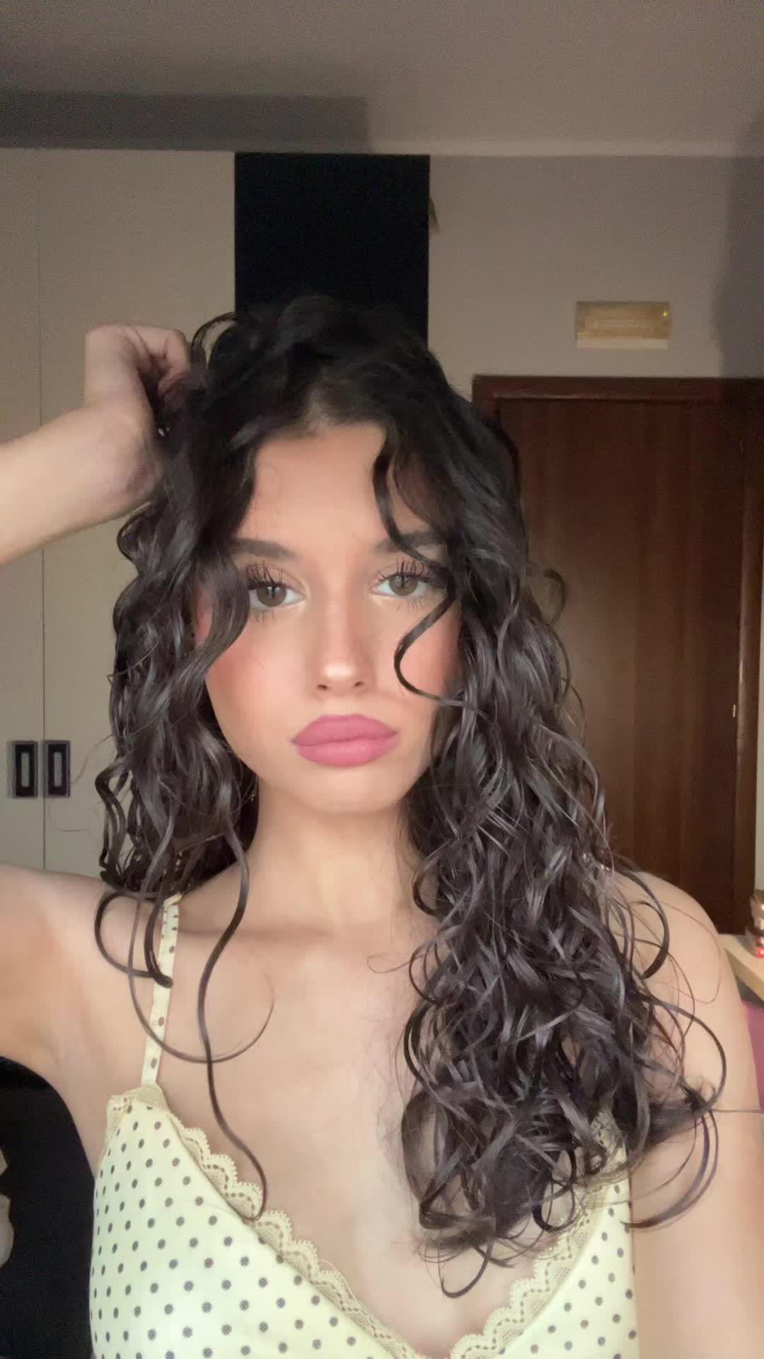 @𝐂 𝐑 𝐈 𝐒 𝐓 𝐈 𝐍 𝐀