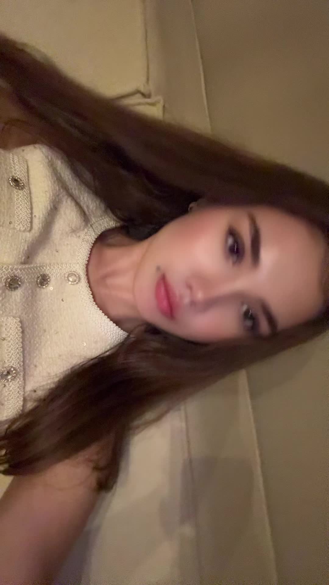 @𝒜.