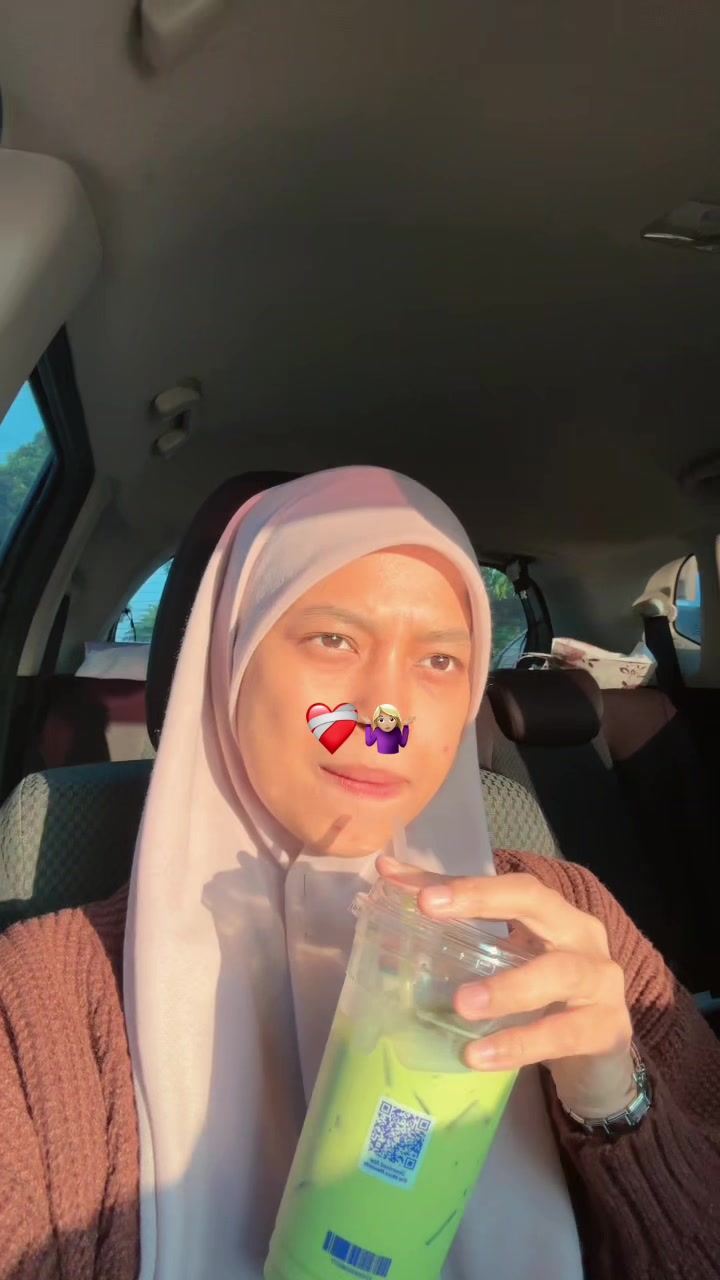 @zawiraaa