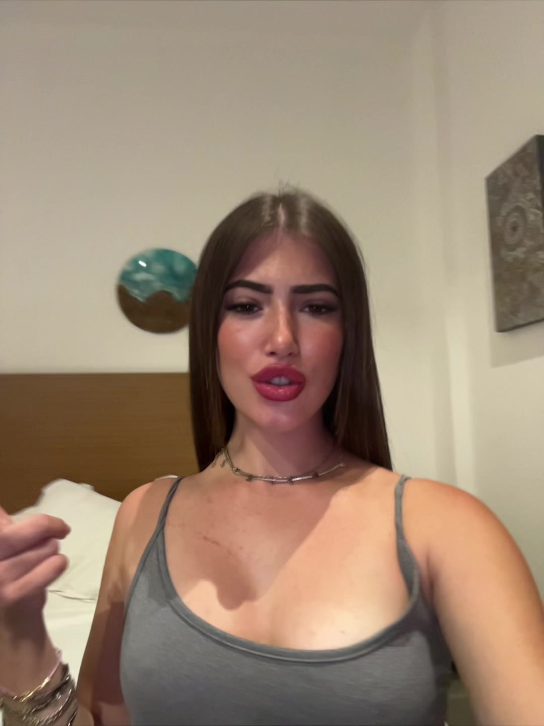 @lialaazar