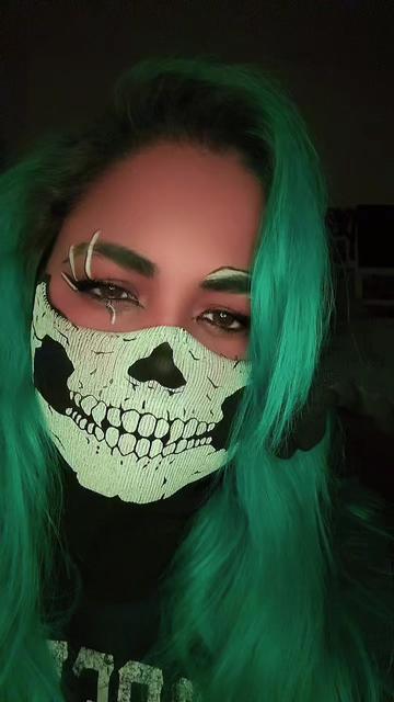 @𝕄𝕖𝕝𝕚𝕟𝕠ë ℍ𝕒𝕝𝕔𝕪𝕠𝕟