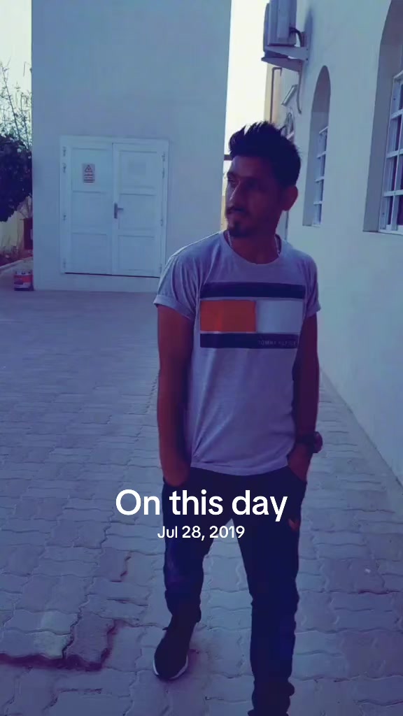@Vicky🇴🇲