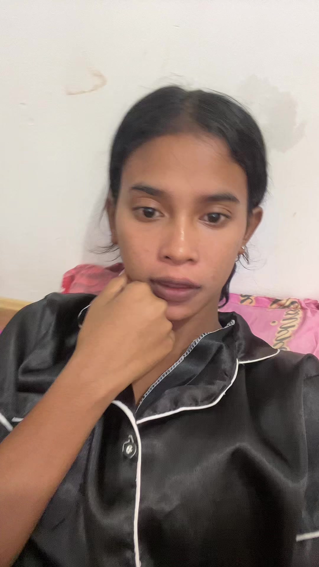@សេត ស្រីនីត