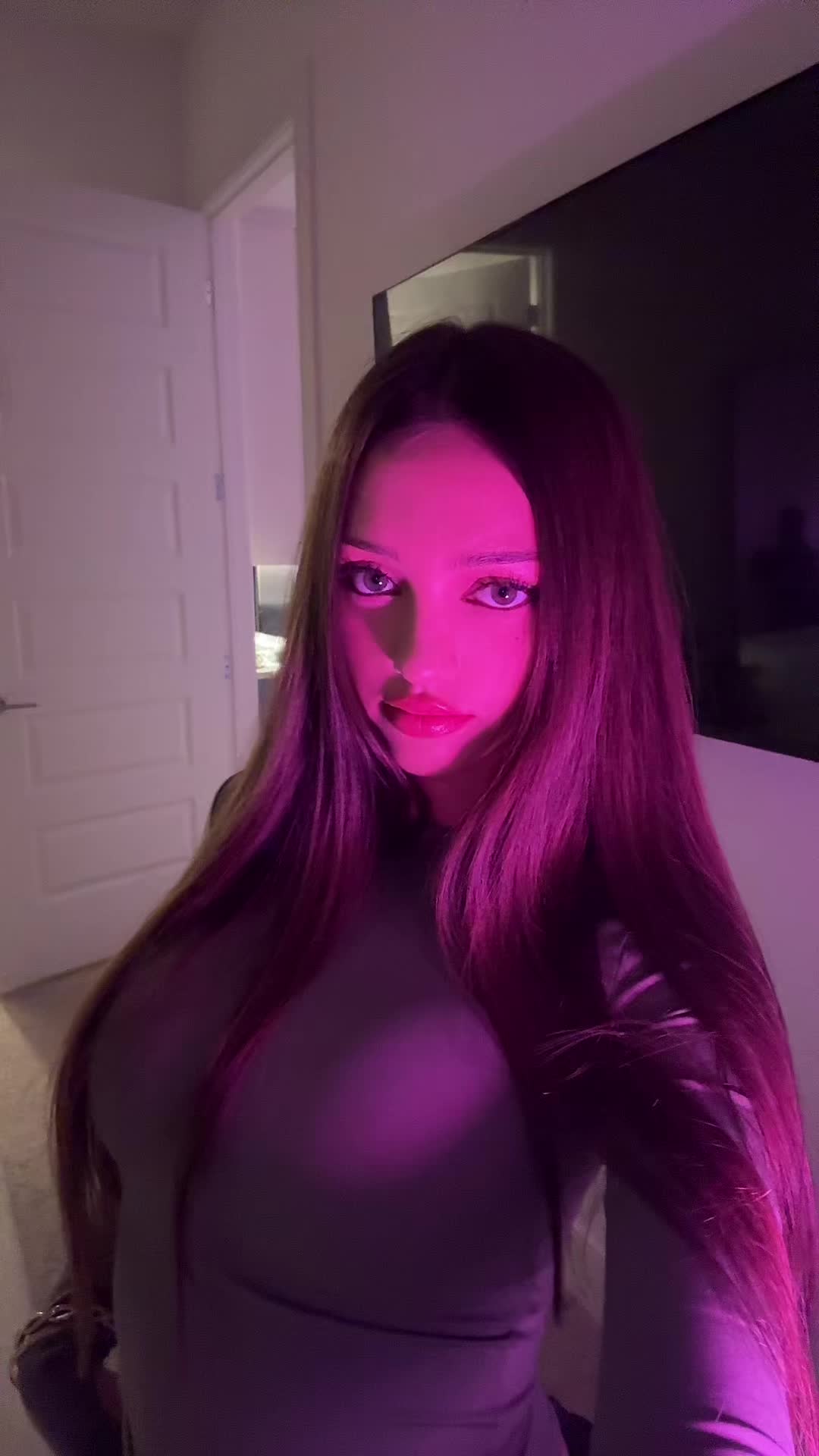 @senyahardinn