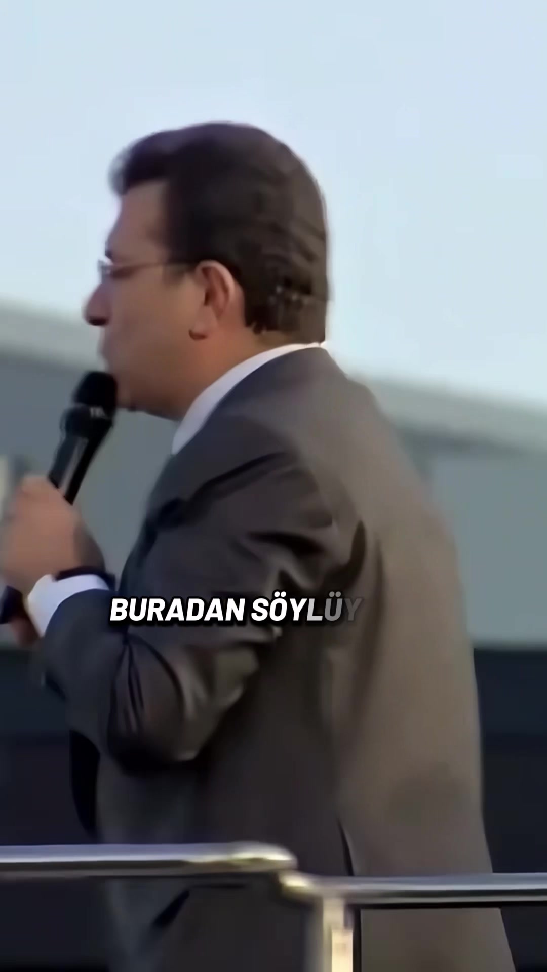 @Siyasetvar