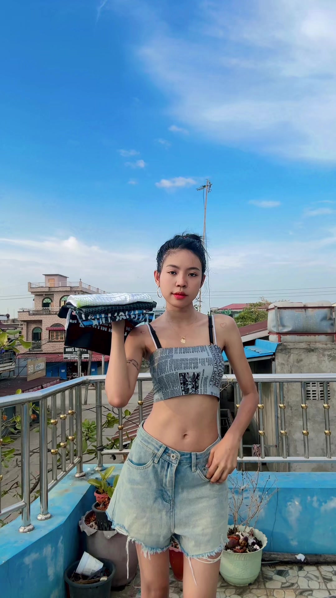 @Aung Aung 🍀Wine Lay🍀