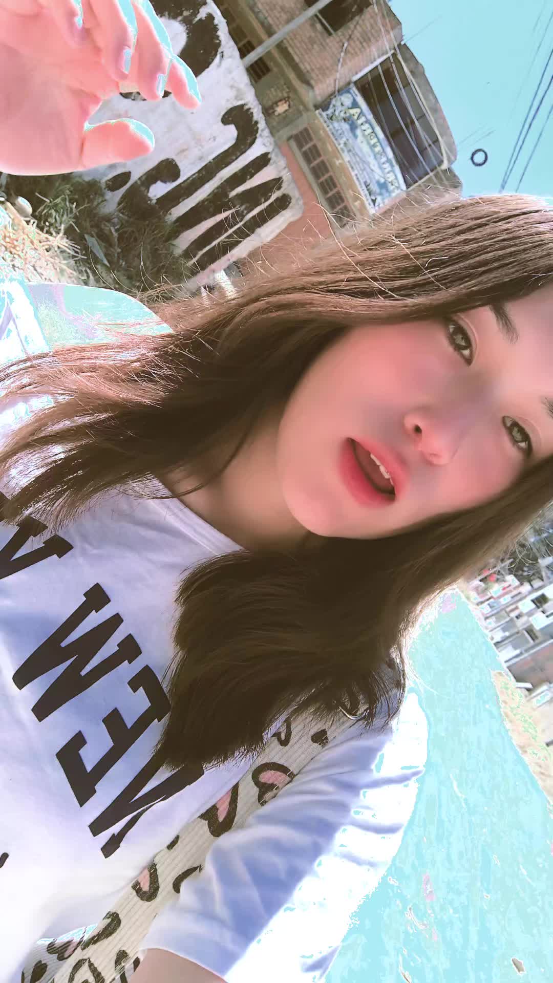 @Meriyeni-🙈