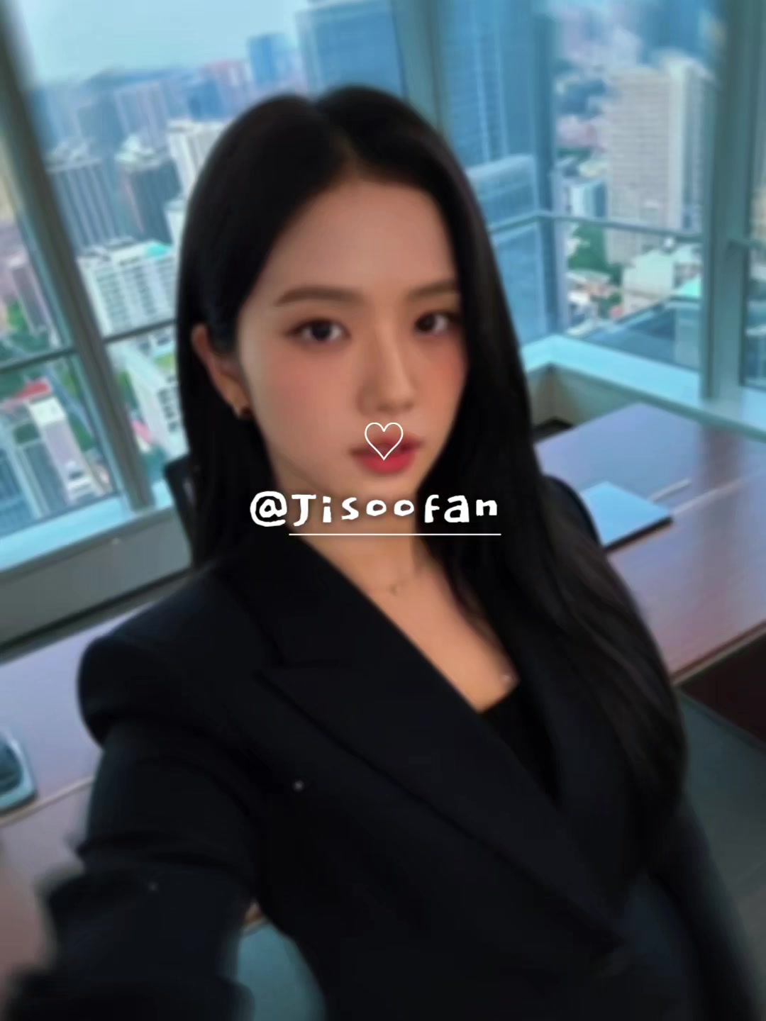 @Jisoofan