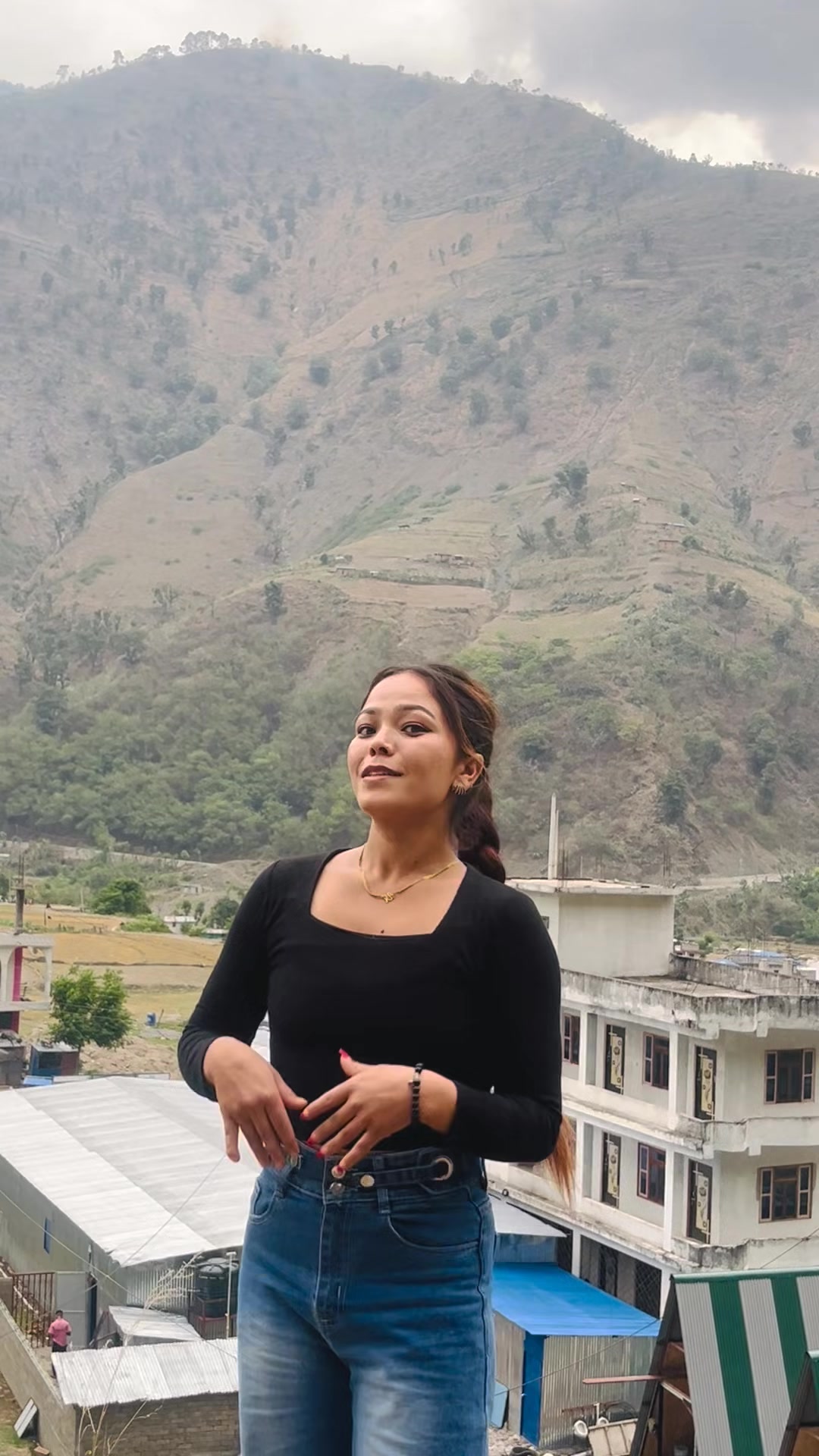 @बिस्मा बुढाथोकी⚔️⚔️