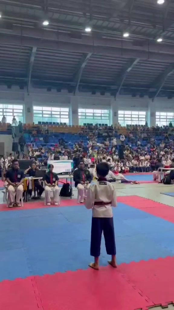 @IT'S KAIJU😝🥋