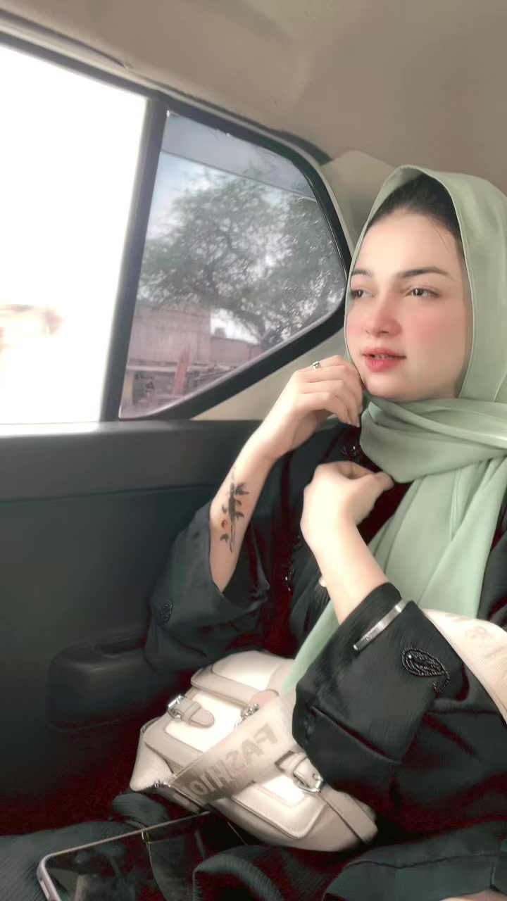 @raheema 💫