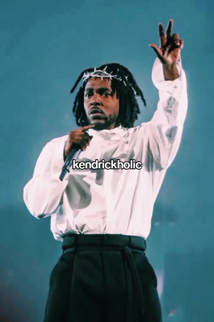 @𝔸𝕘𝕦𝕤 𝕄.