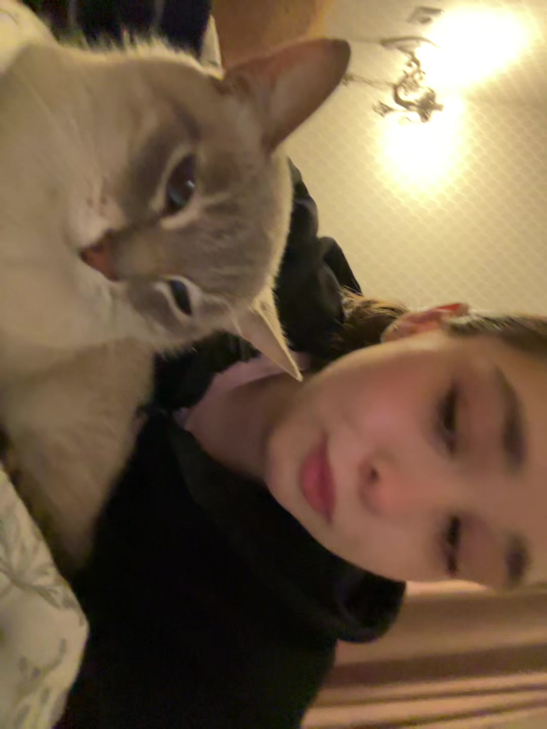 @лиззка🩷🧸@