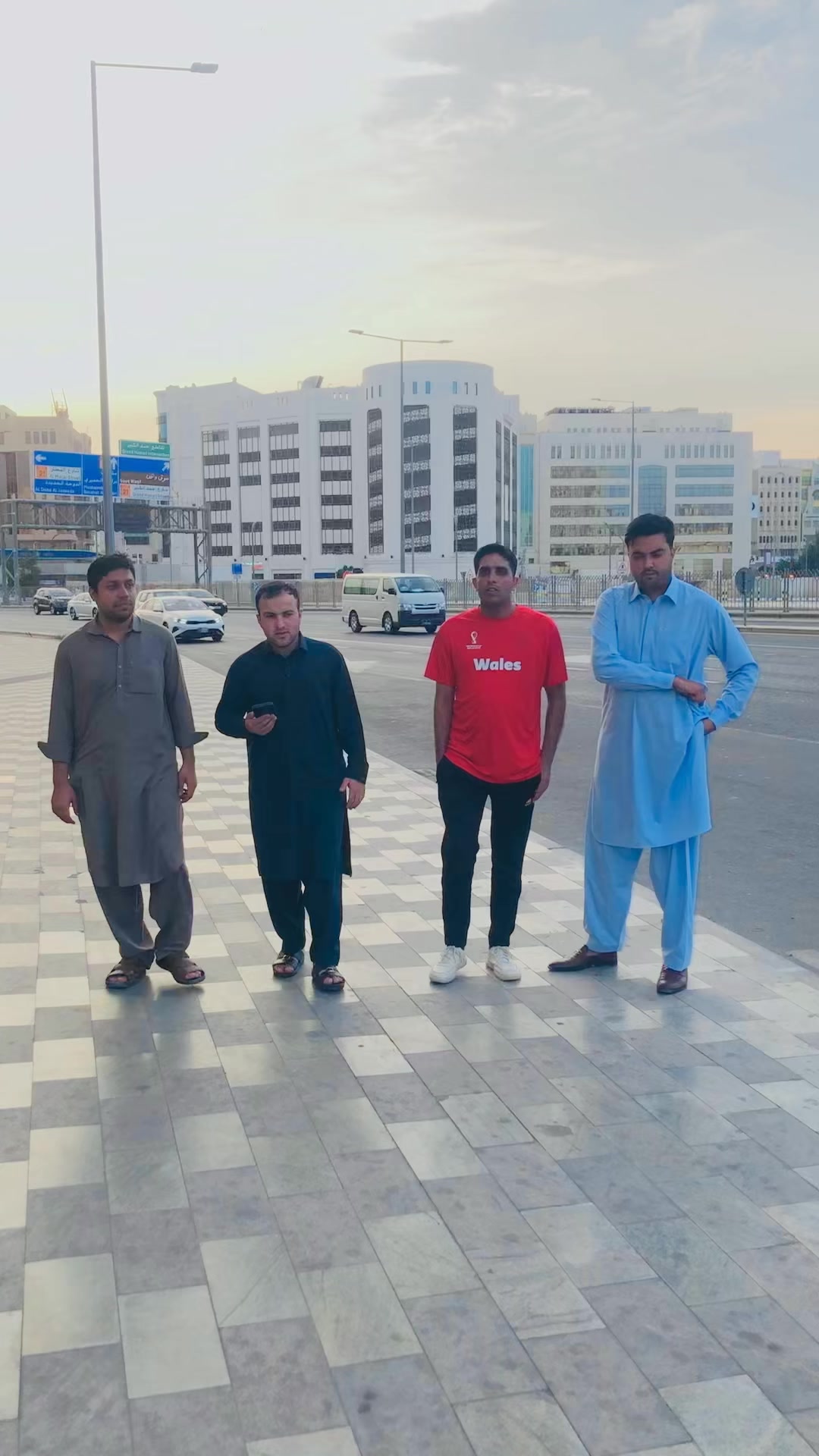 @Ansar_Khan🚩 🇧🇭 🦅