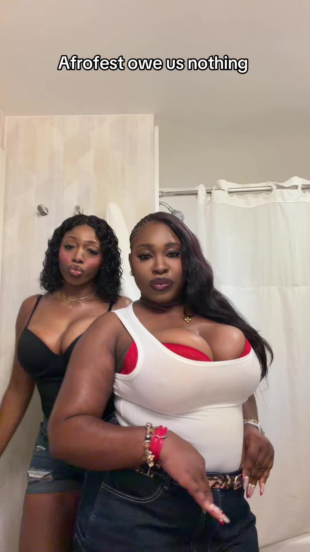 @🦋