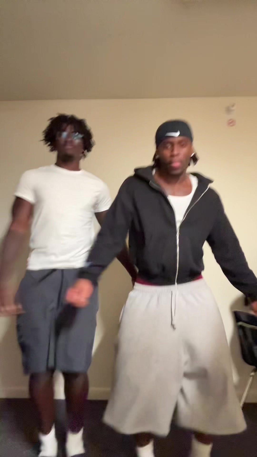 @J5🚶🏽♂️