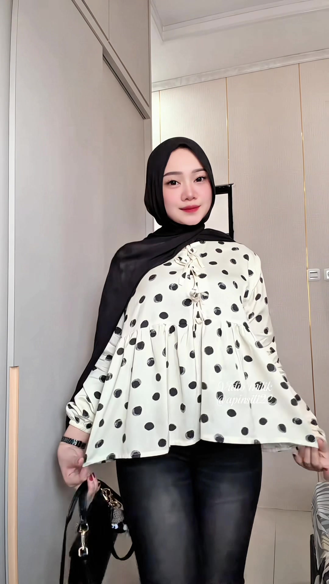 @ApinSiti