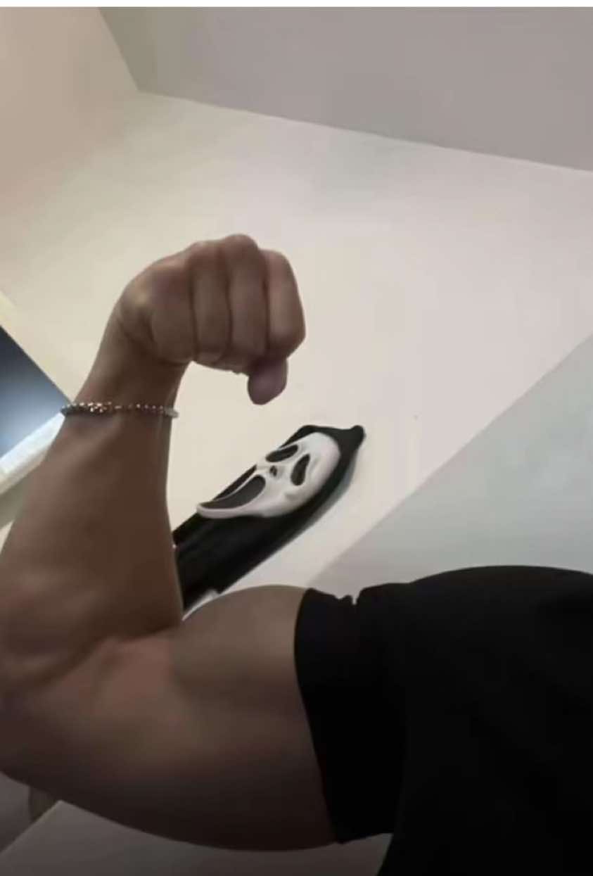 @fuvcked._