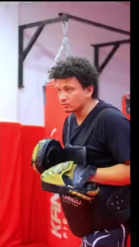 @Coach ShoaiB 🥊