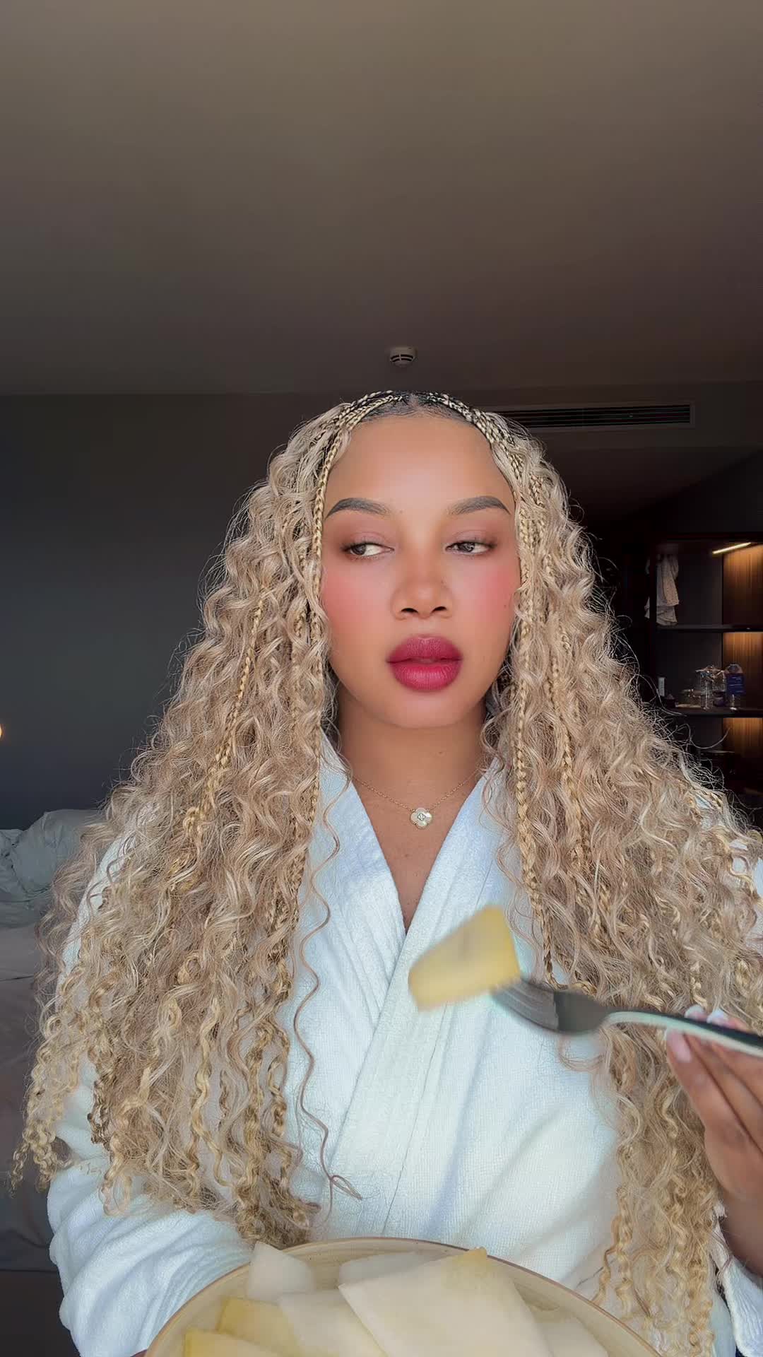 @Aïcha Steky 🇬🇳 ❣️