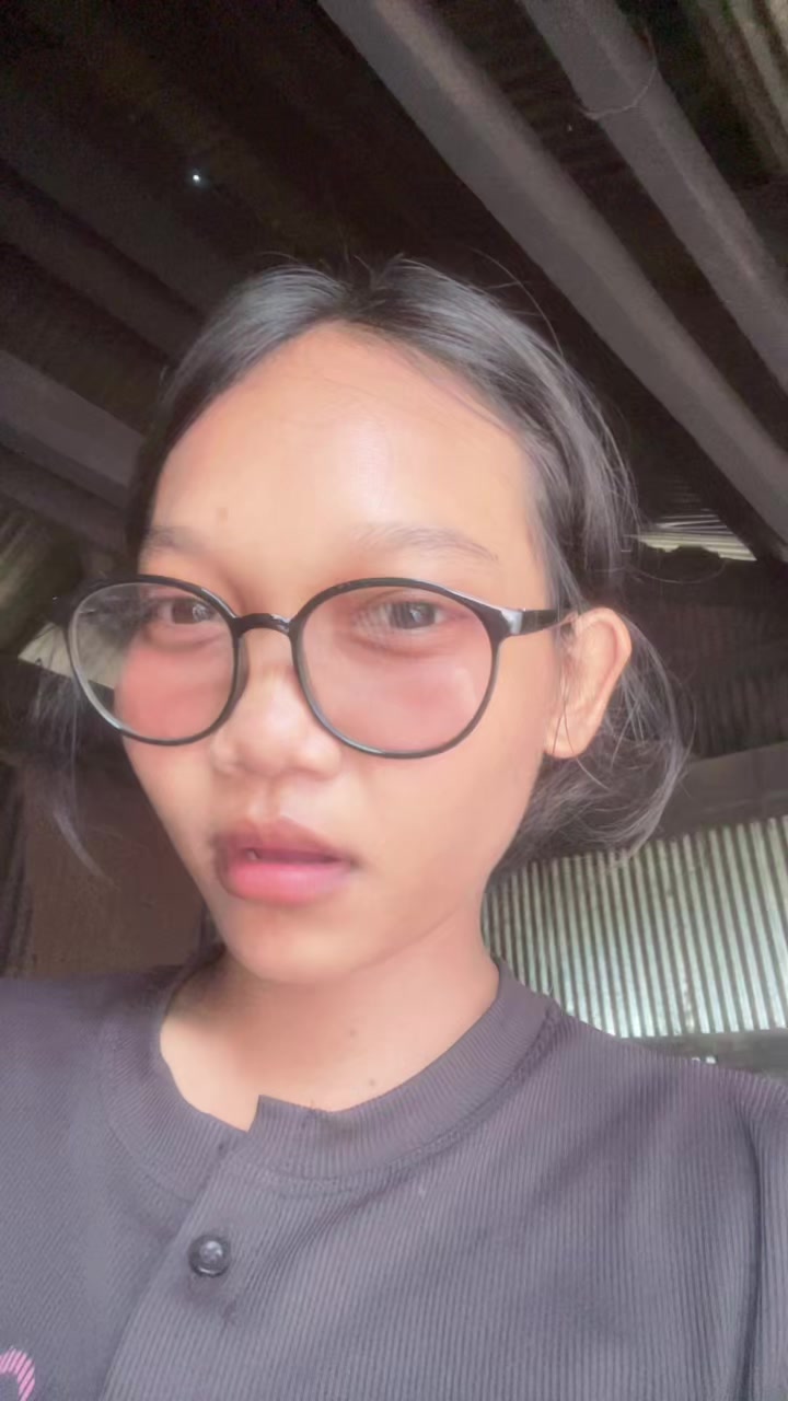 @ឡៃសឿន🪷💕