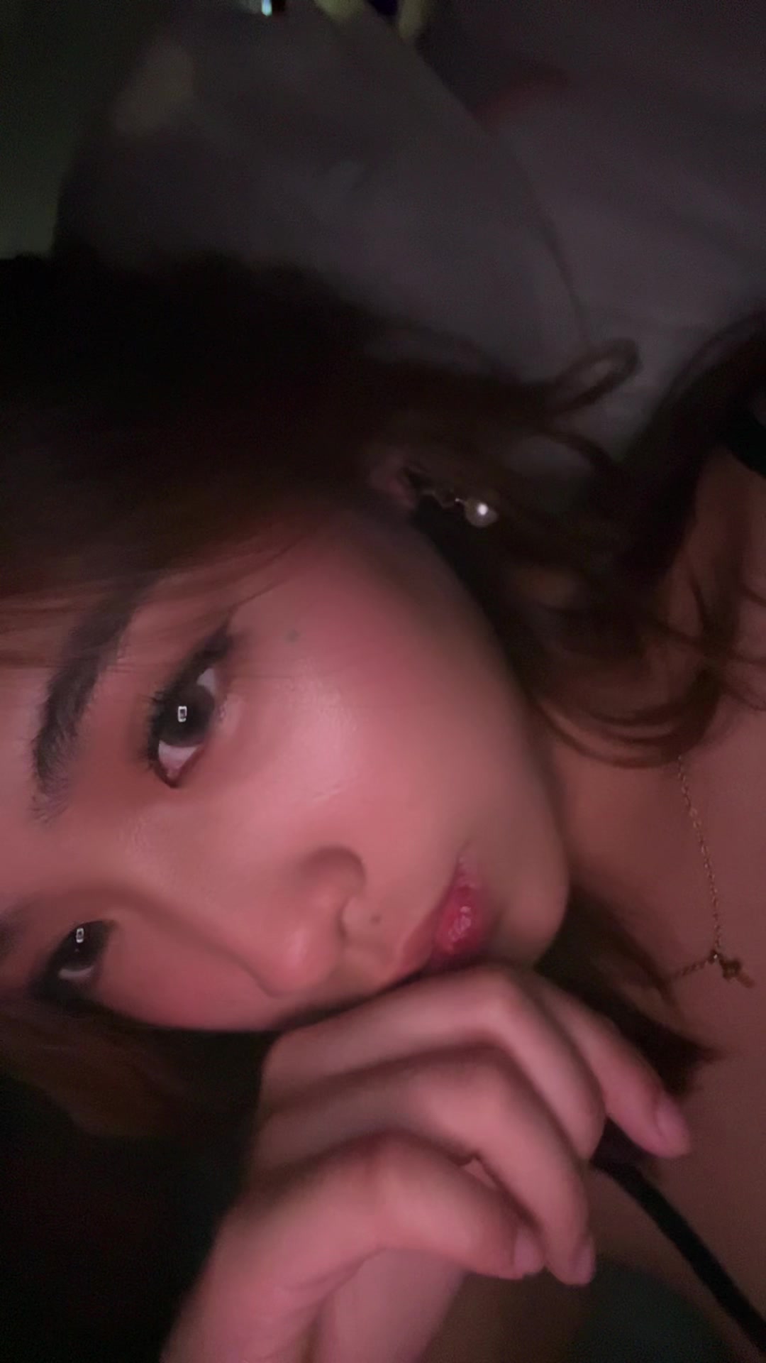 @<3