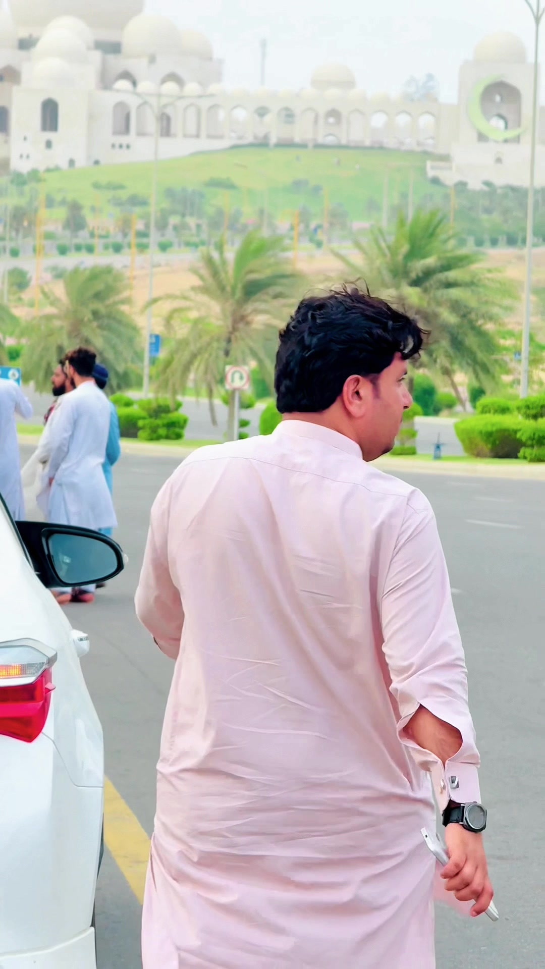 @KHALID GAJANI💸 ❤️