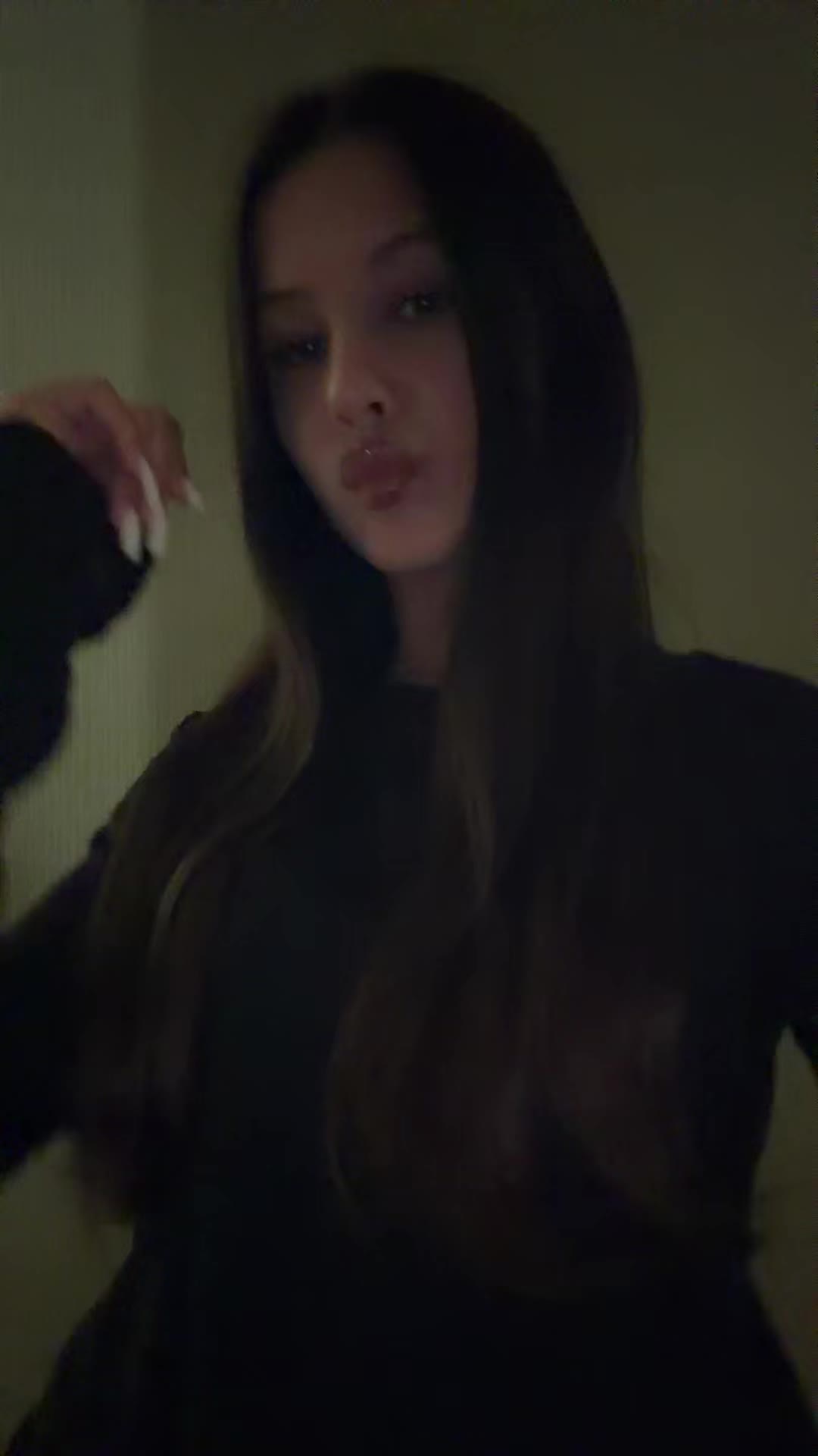 @соня ларч