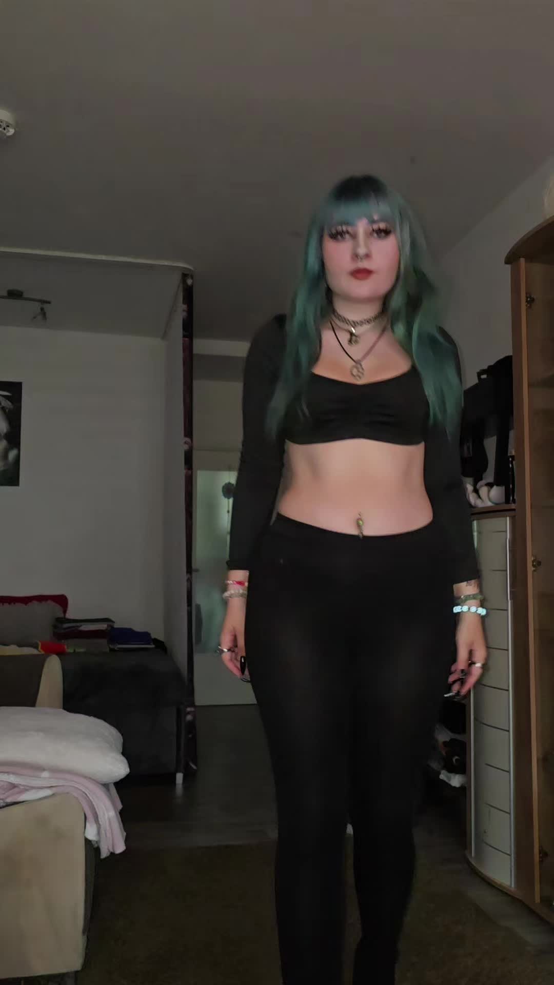 @vampire 🦇🐍