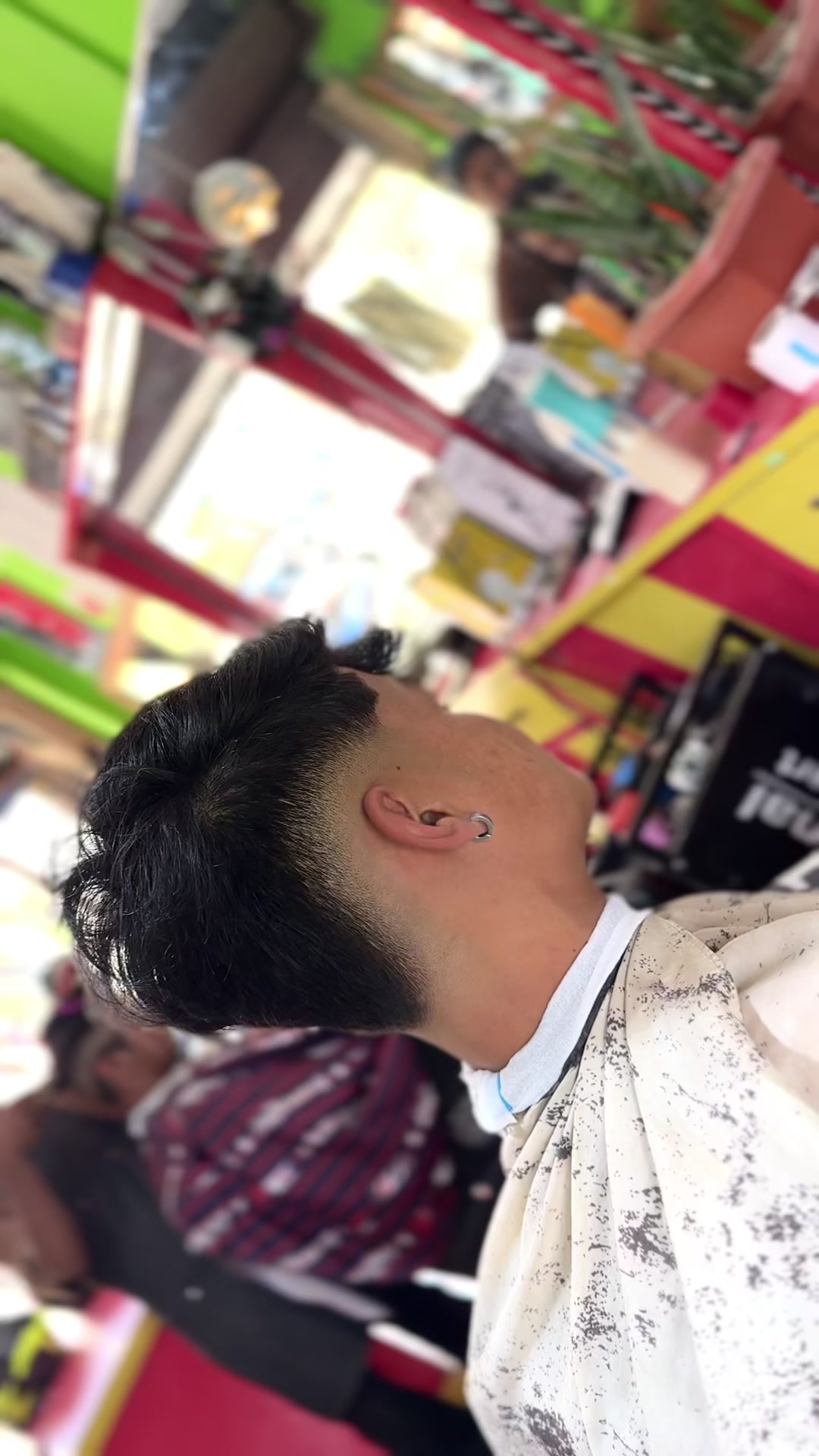 @gwaltar shyam vai hair cutting