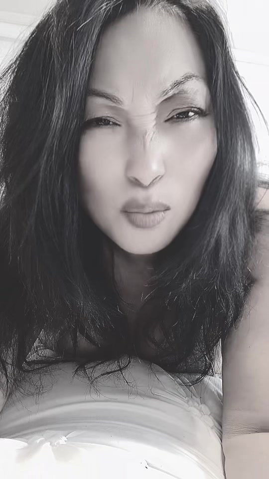 @Vietnamese Vixen