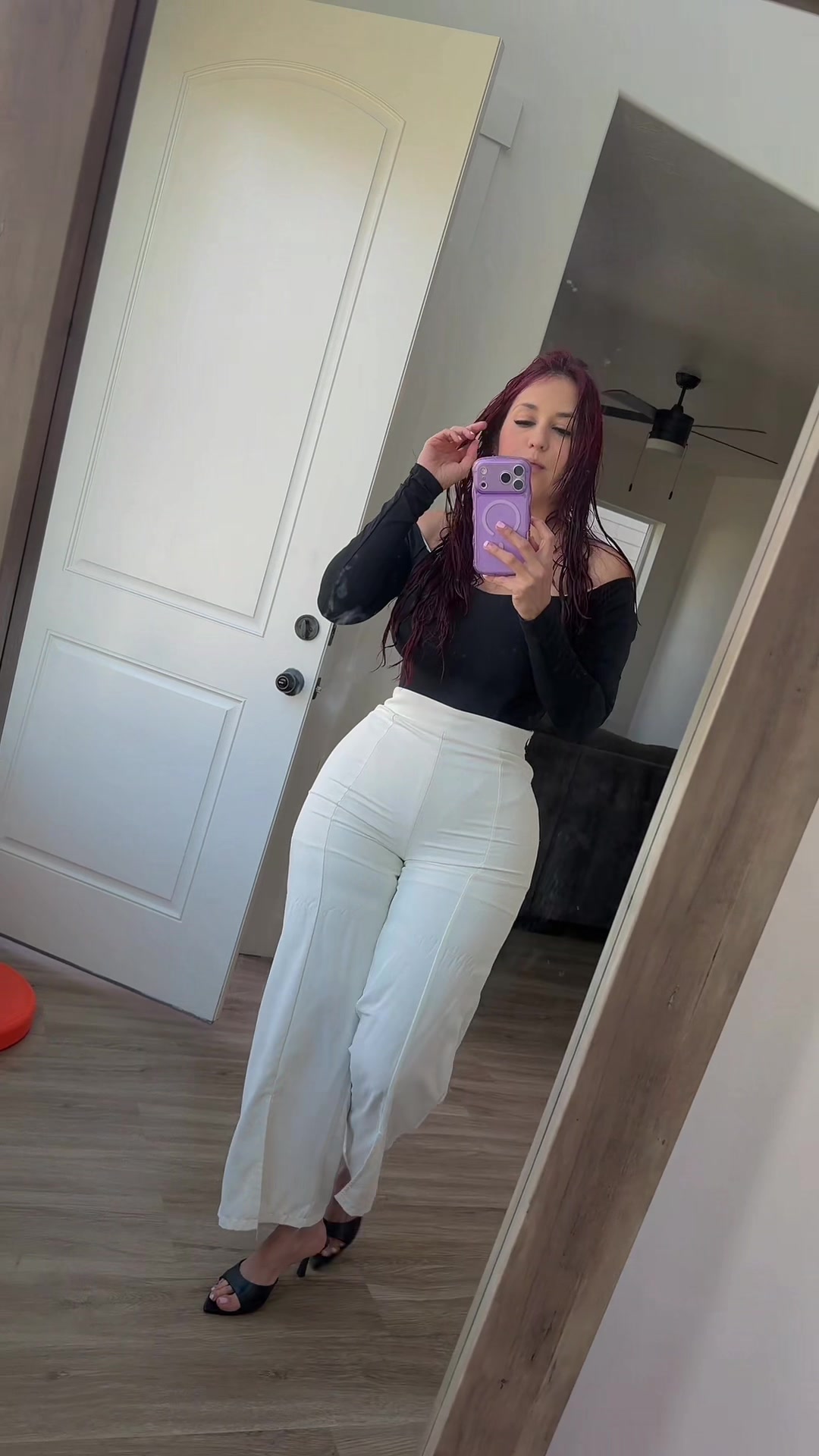 @Estefane
