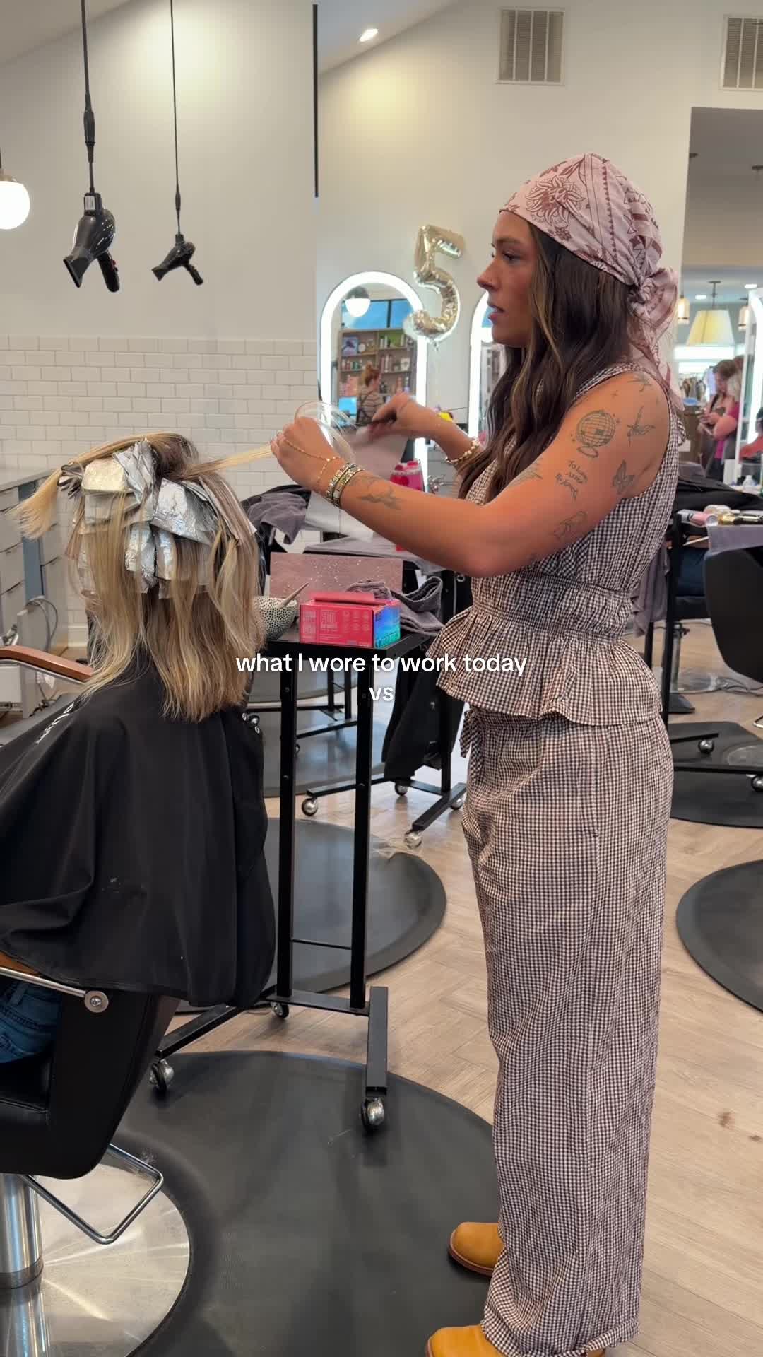 @Ry ★ | IN Hairstylist
