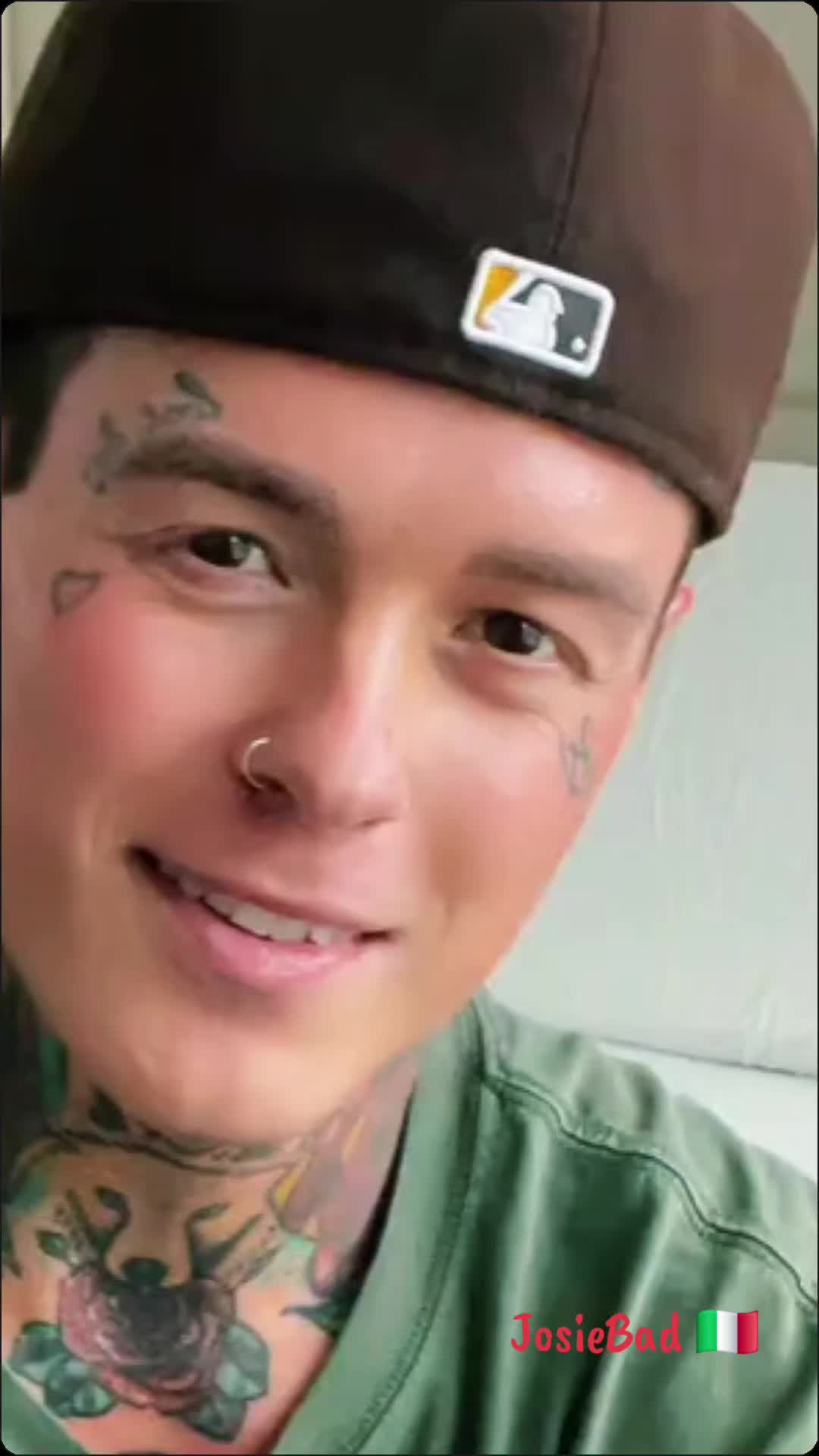 @JosieBad ๐ฎ๐น๐ค