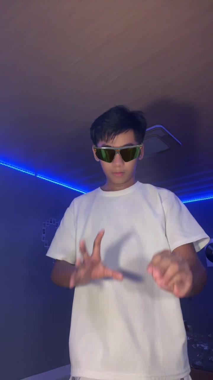 @itszz_yourkurtie