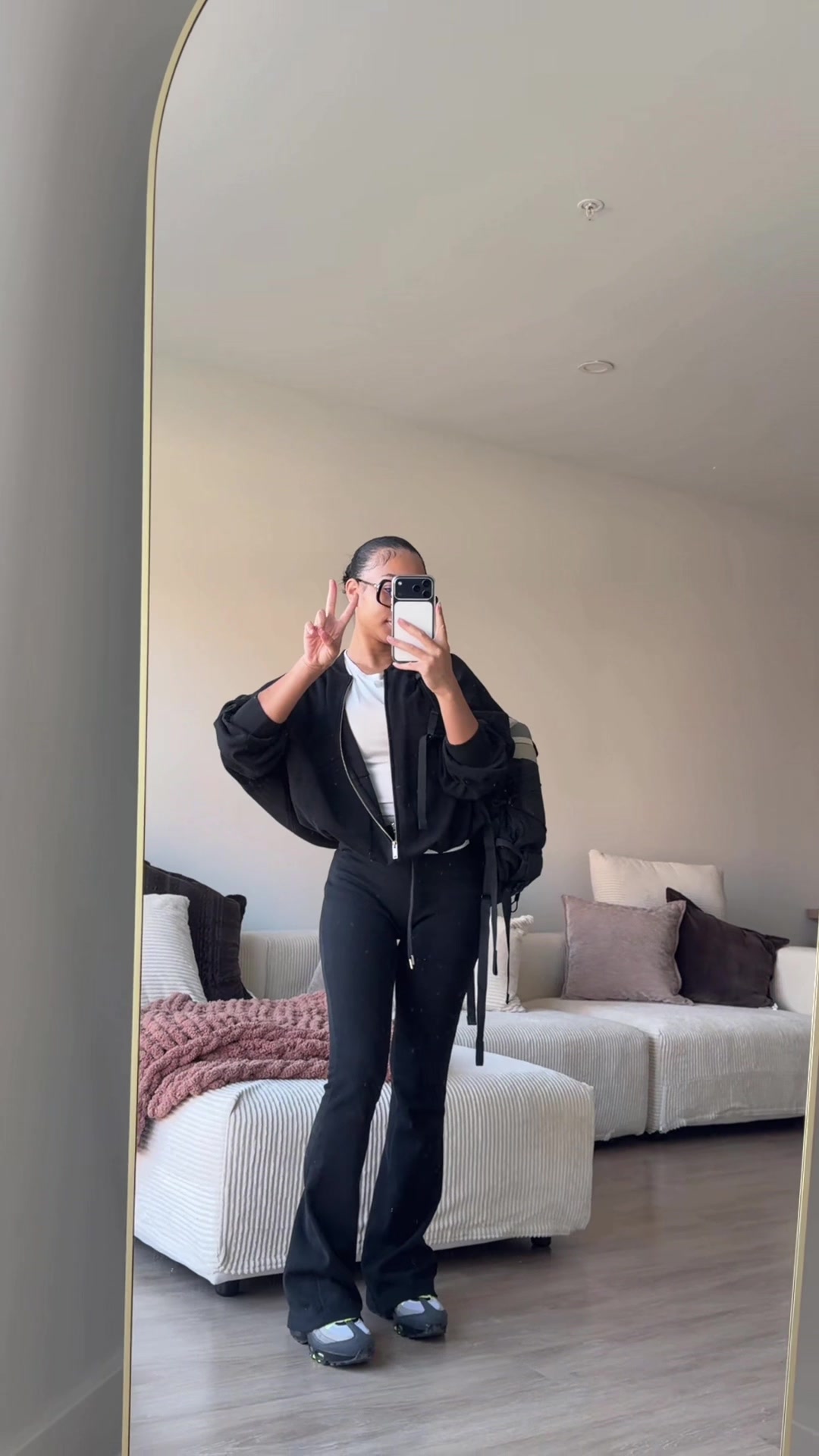 @channellelaurenn
