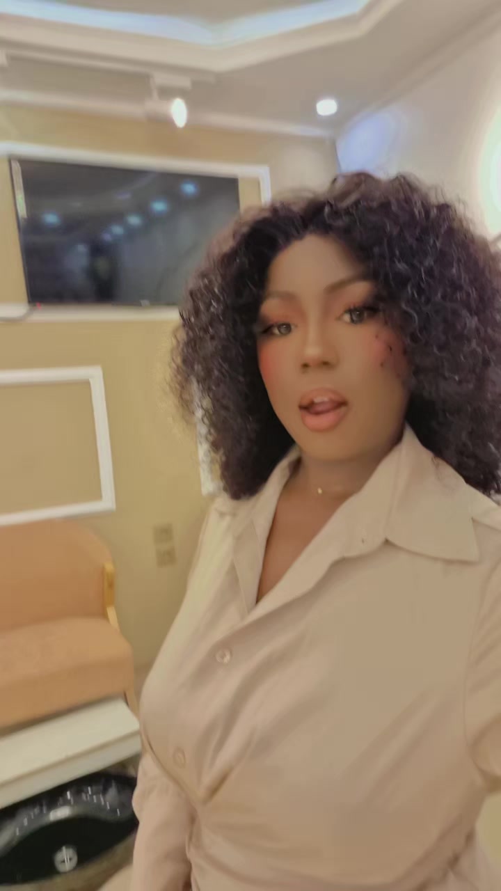 @TINASHWIGS