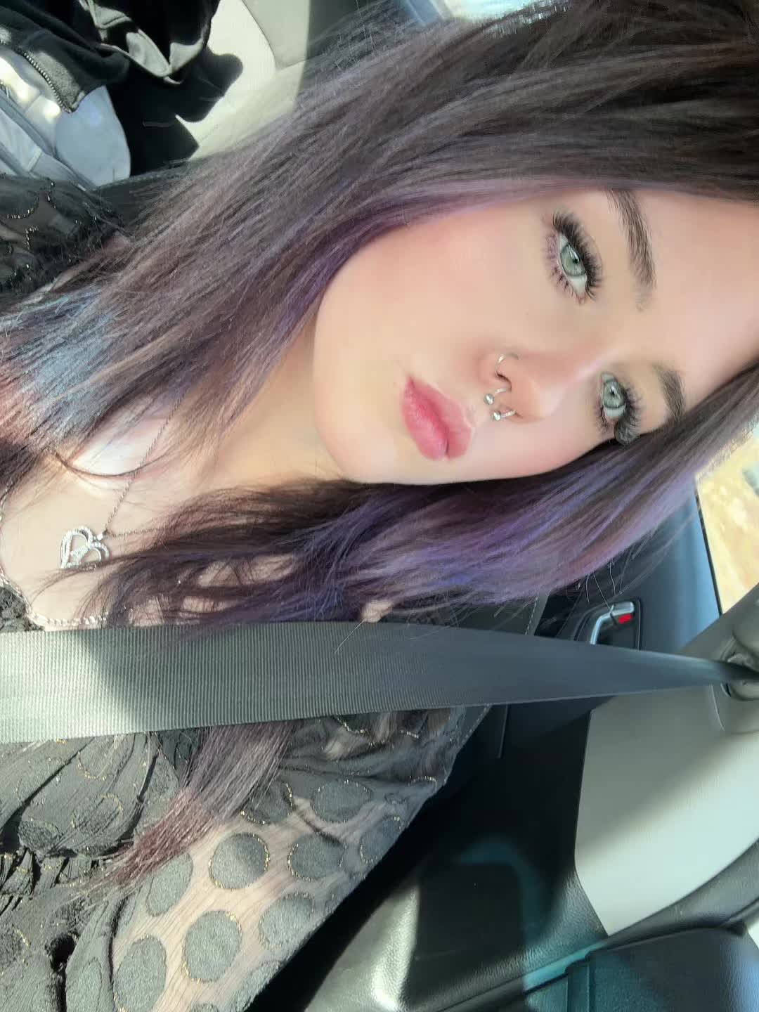 @g